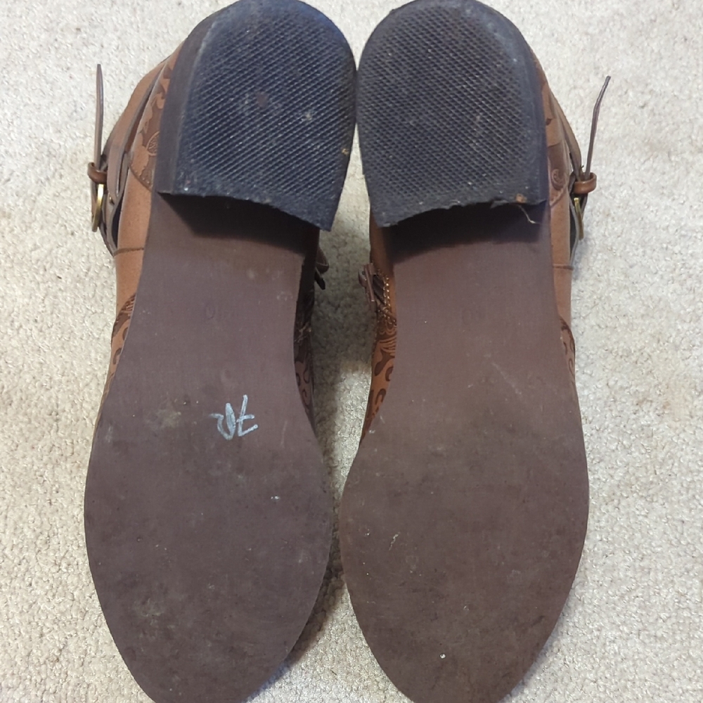 Chic Brown Patterned Ankle Boots - image 7